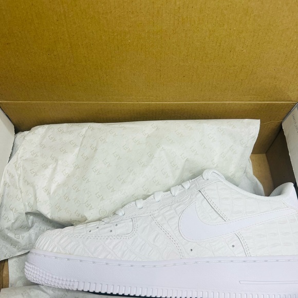 nike air force 1 size 7y